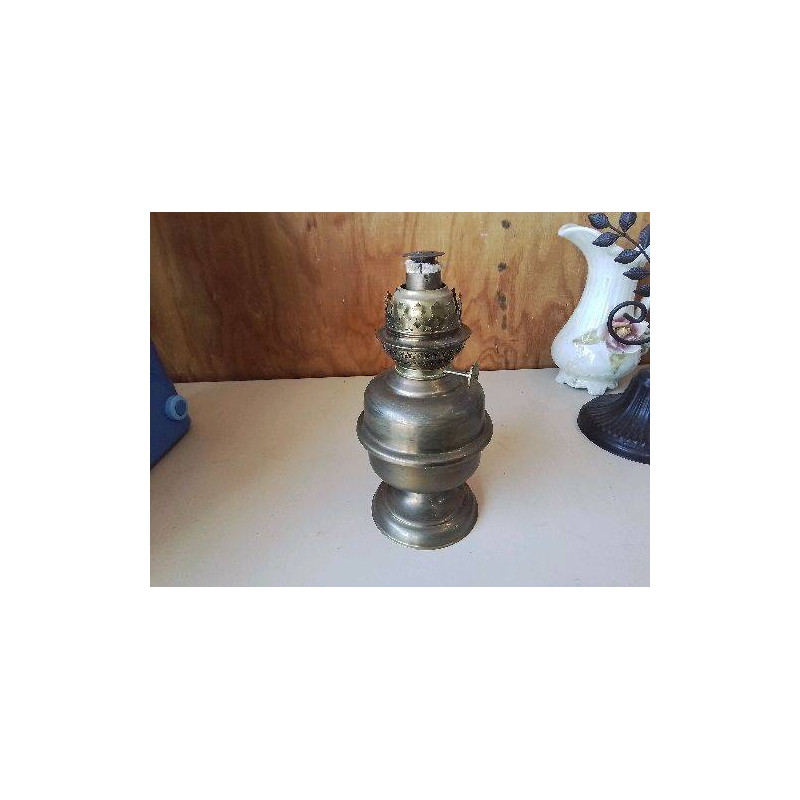 LAMPE A HUILE EN LAITON