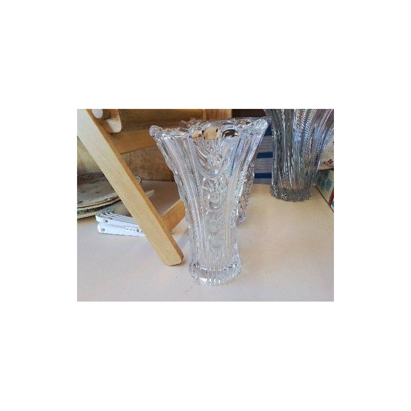 VASE EN VERRE