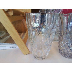 VASE EN VERRE
