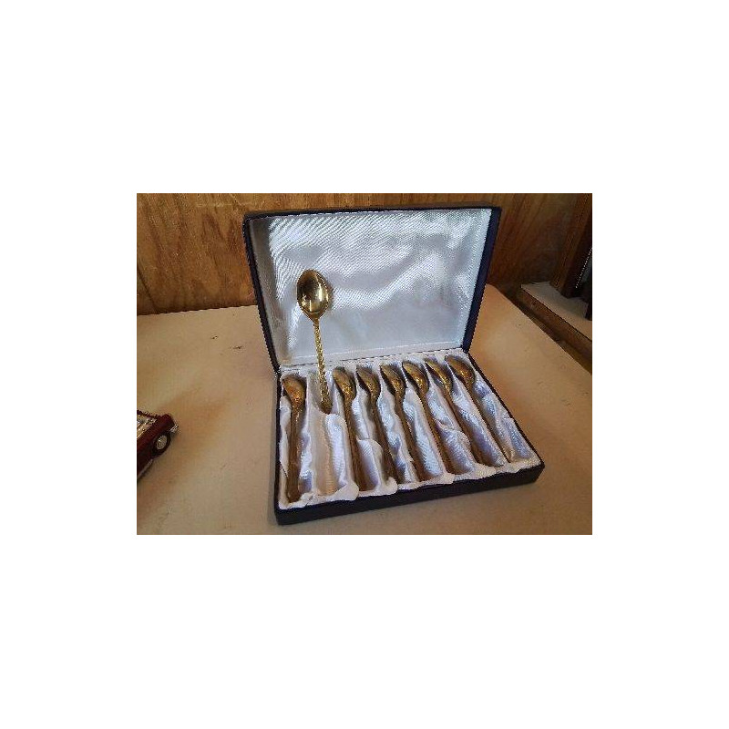 LOT DE 8 CUILLÈRE A CAFÉ EN LAITON 