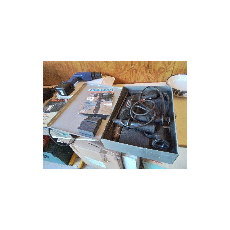 PERCEUSE BLACK AND DECKER 