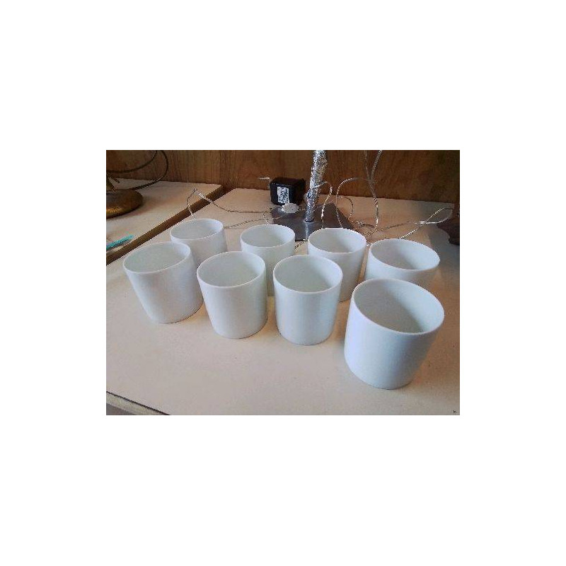 LOT DE 8 VERRINES EN PORCELAINE 