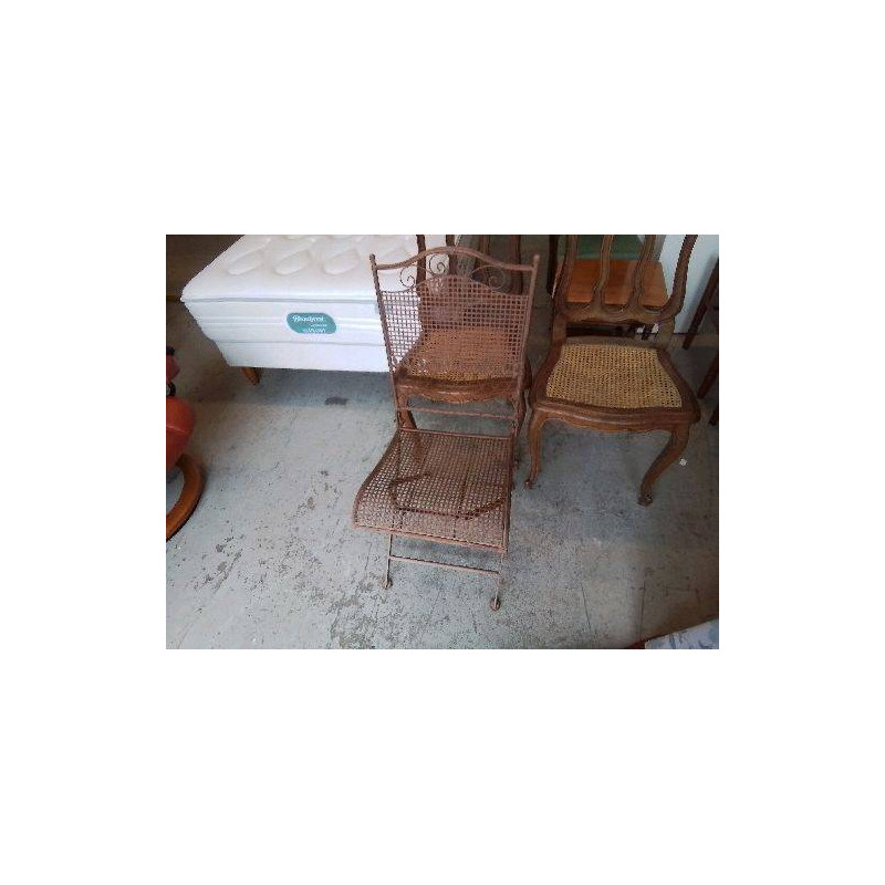 CHAISE EN FER FORGÉ