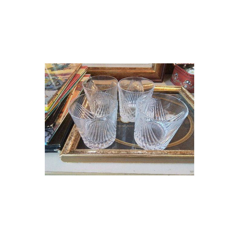 LOT DE 4 VERRES À WHISKY 