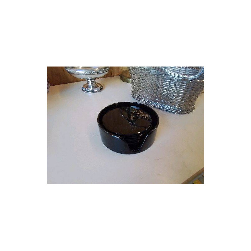 LOT 6 DESSOUS VERRES 