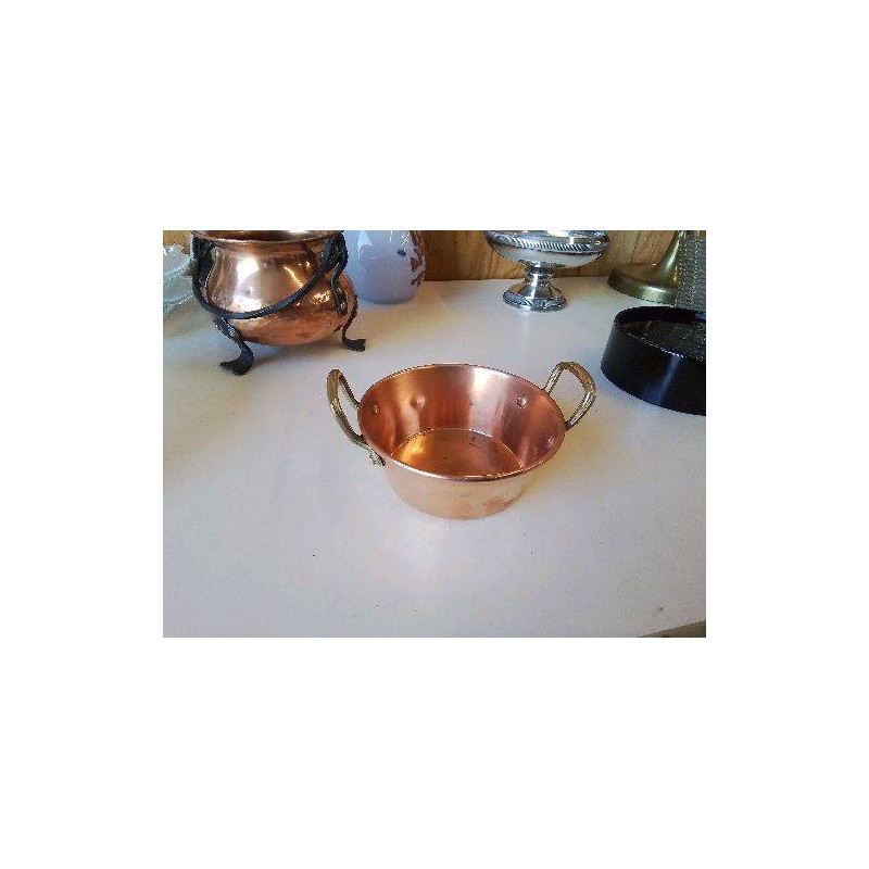 PETITE BASSINE EN CUIVRE 