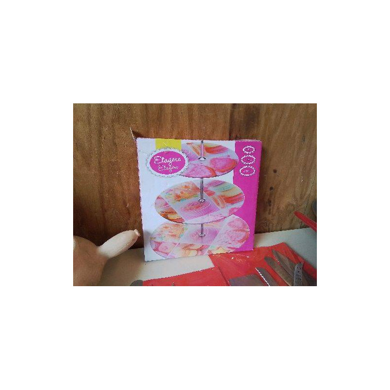 PRESENTOIR A GÂTEAU 