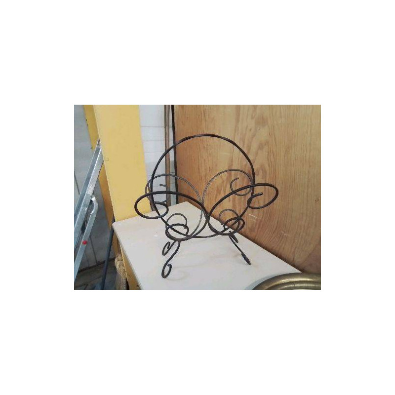 RANGE REVUE EN FER FORGÉ 