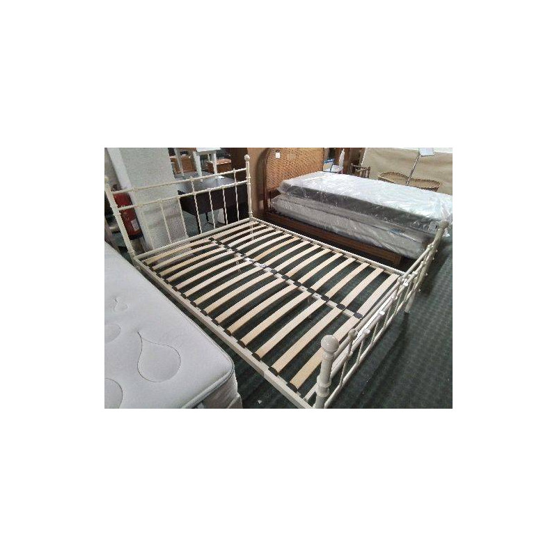 LIT BLANC EN FER 140 X 190 