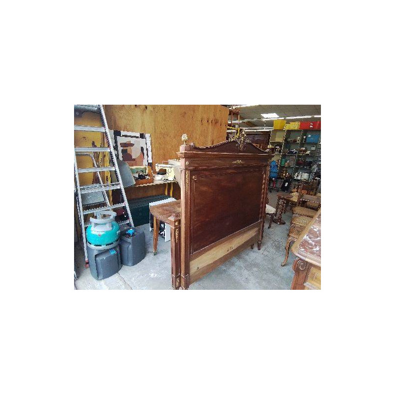 CADRE DE LIT STYLE RÉGENCE