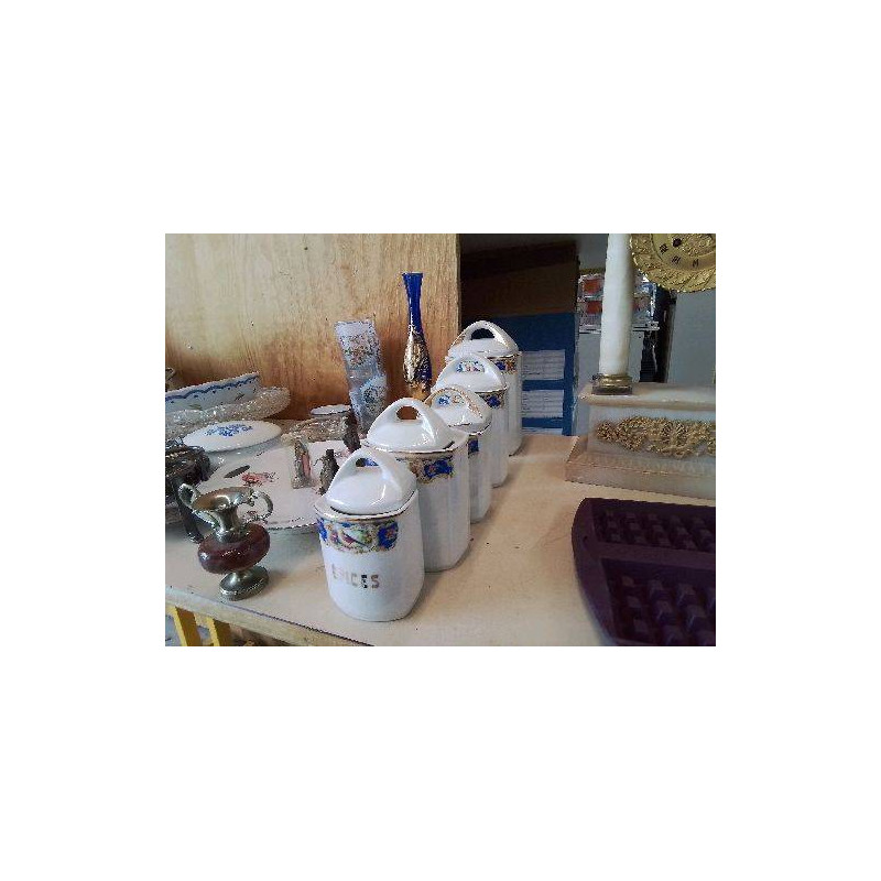 LOT POT DE CONSERVATION EN PORCELAINE 