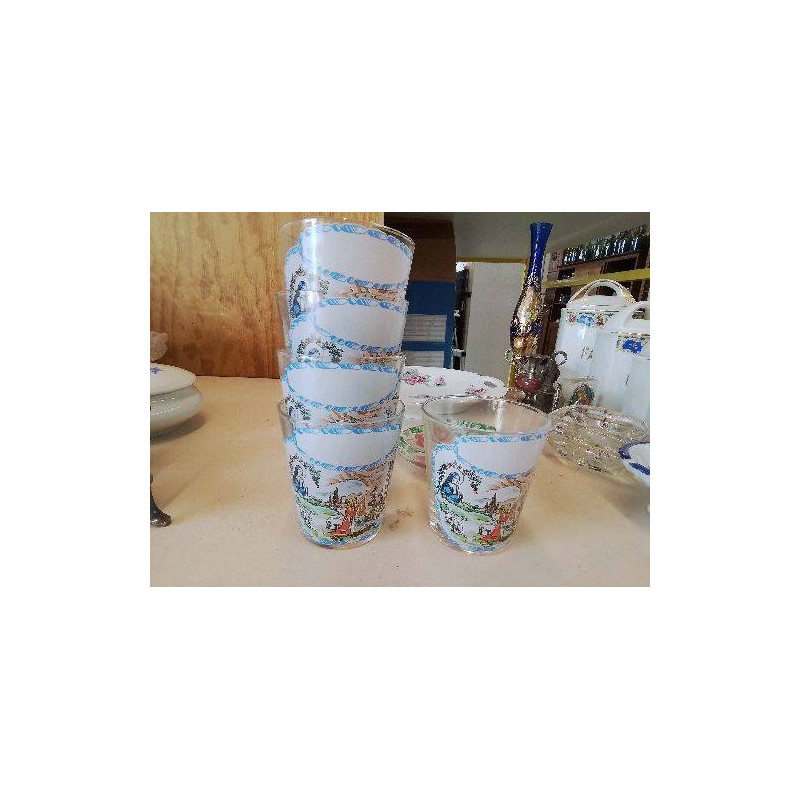 LOT DE 5 VERRES 