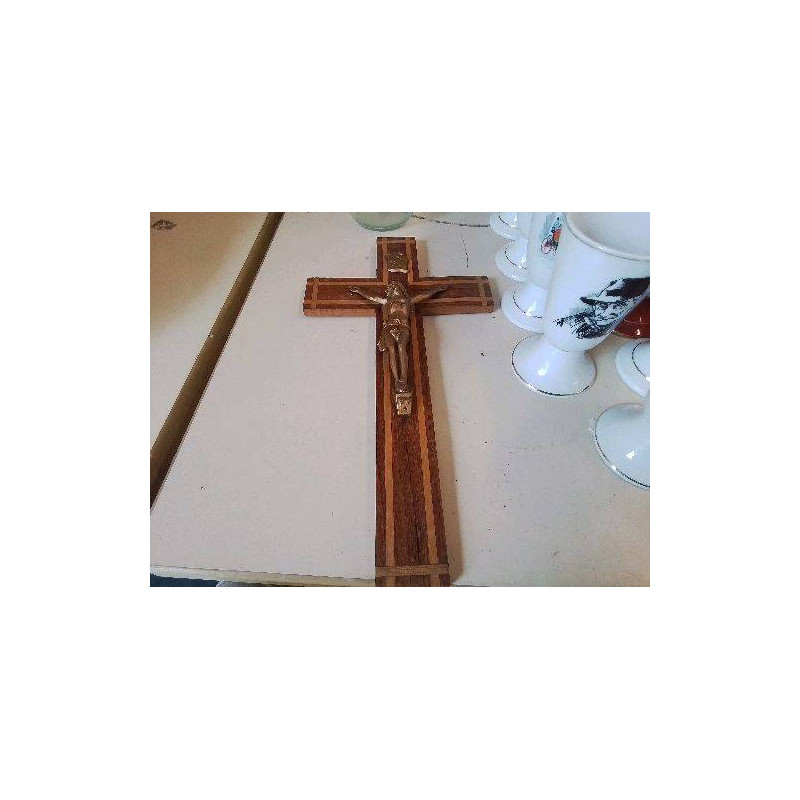 CRUCIFIX 