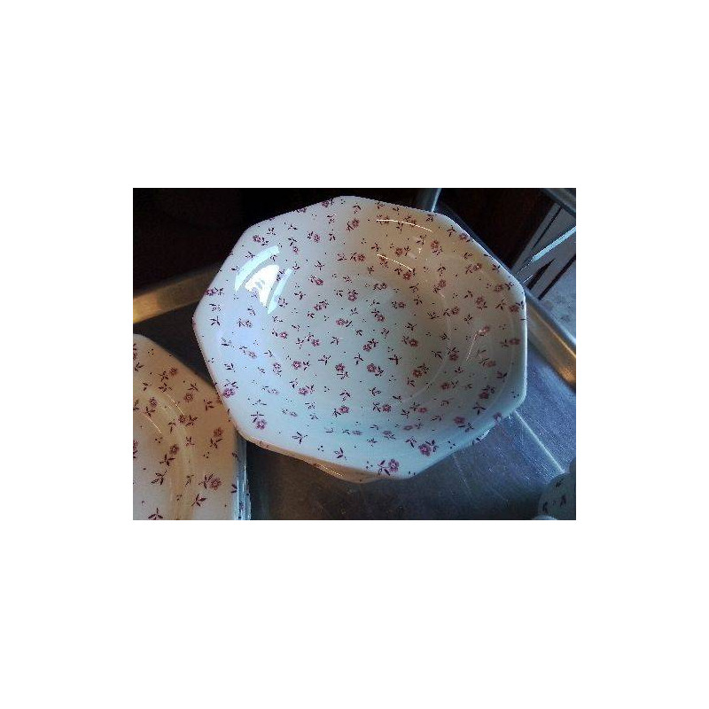 LOT DE 4 ASSIETTES CREUSES