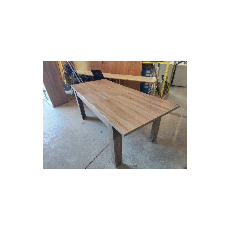 GRANDE TABLE