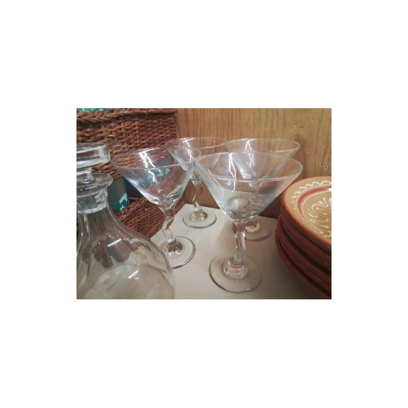 LOT DE 4 VERRES A COCKTAIL 