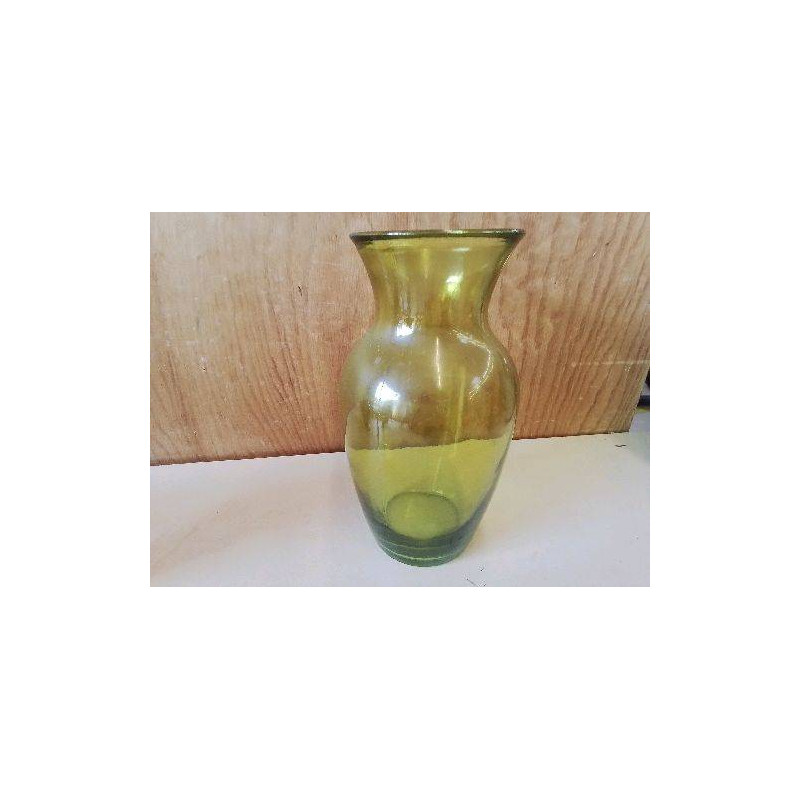 VASE EN VERRE