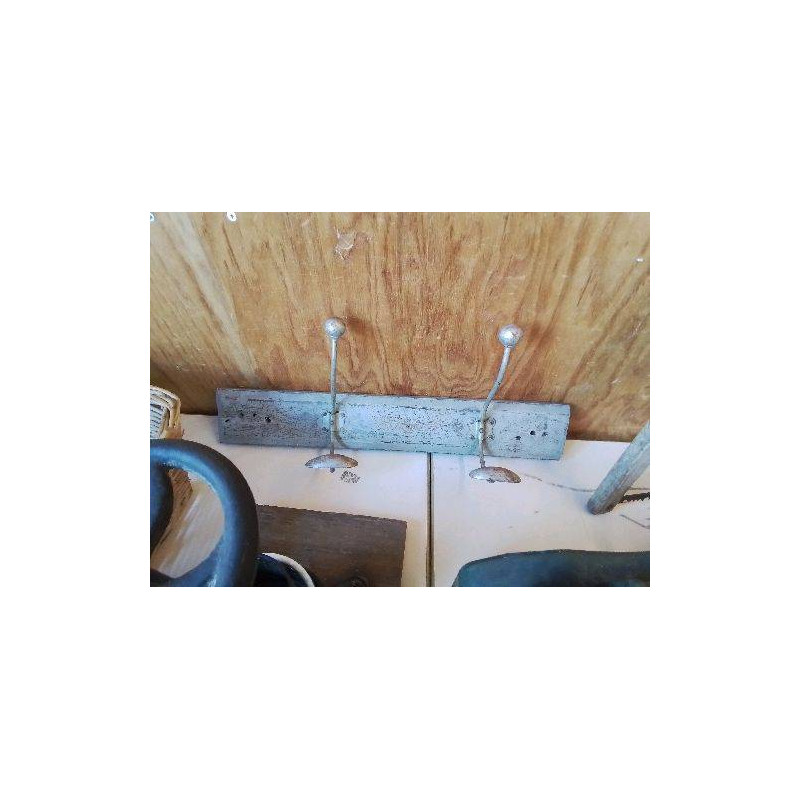 PORTE MANTEAU MURALE 