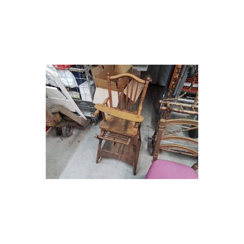 CHAISE POUR ENFANT 