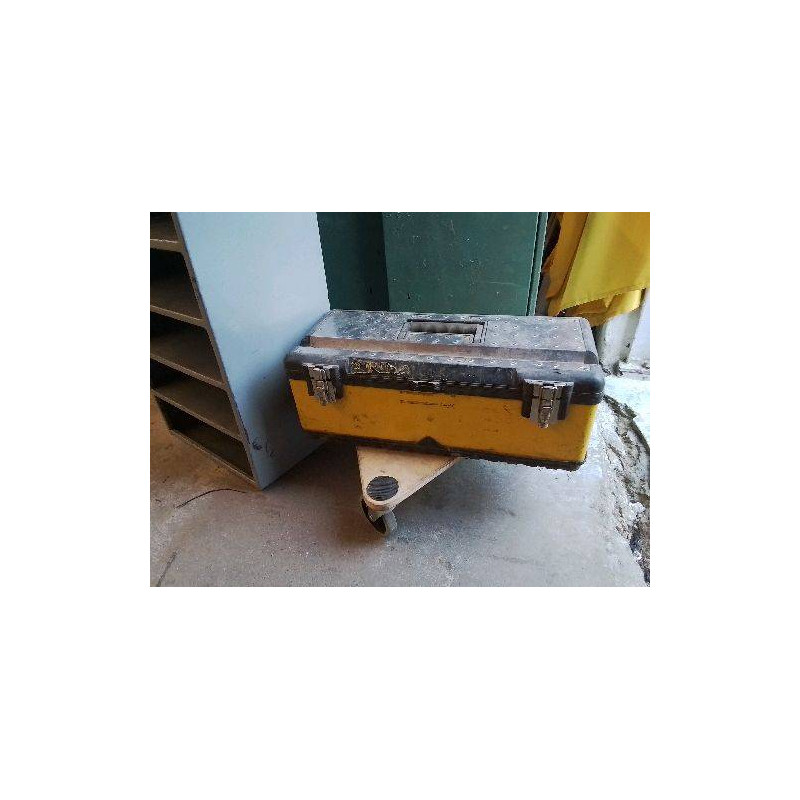 CAISSE A OUTILS