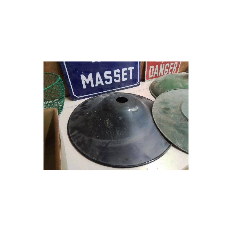 ABAT JOUR EN TOLE NOIR