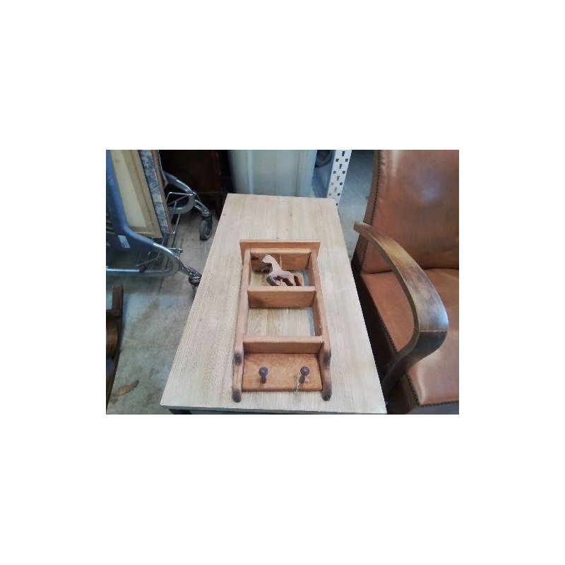 PORTE MANTEAU EN BOIS 