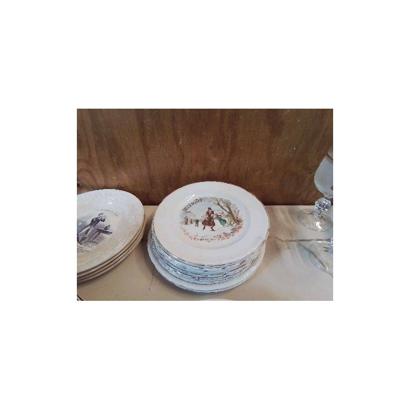 ASSIETTE À DESSERT THEME MOIS DE L’ANNÉE 