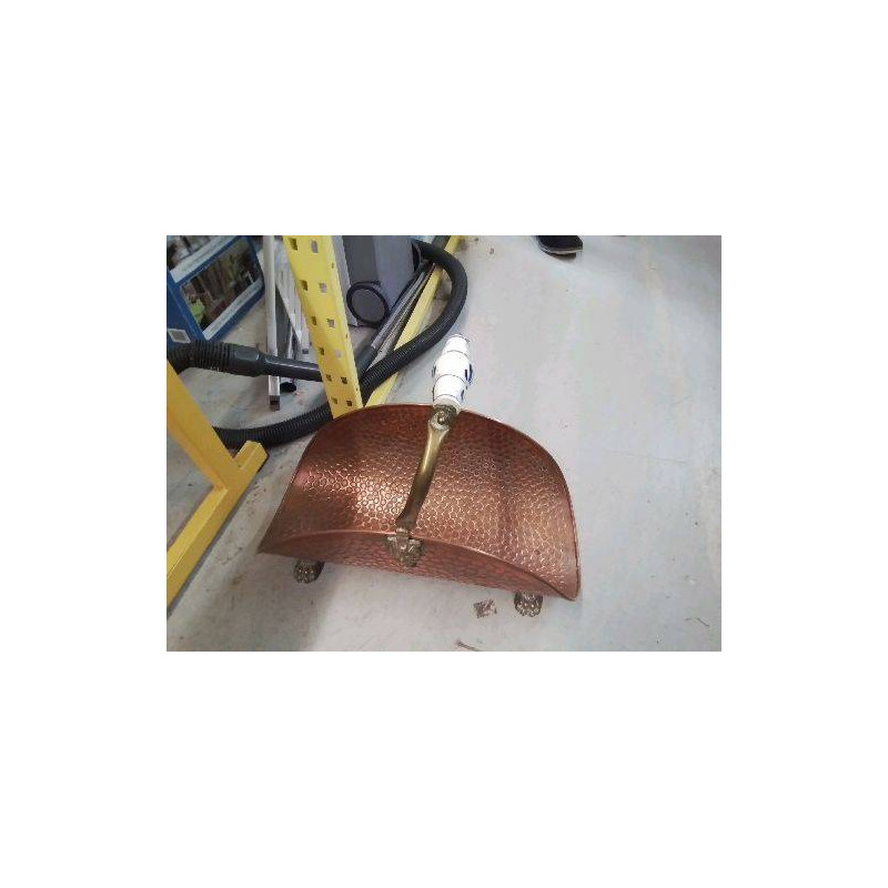 PORTE BUCHE EN CUIVRE 