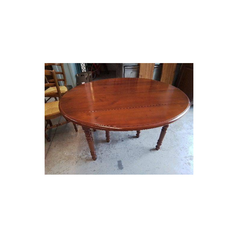 TABLE A RABAT OVALE EN MERISIER 