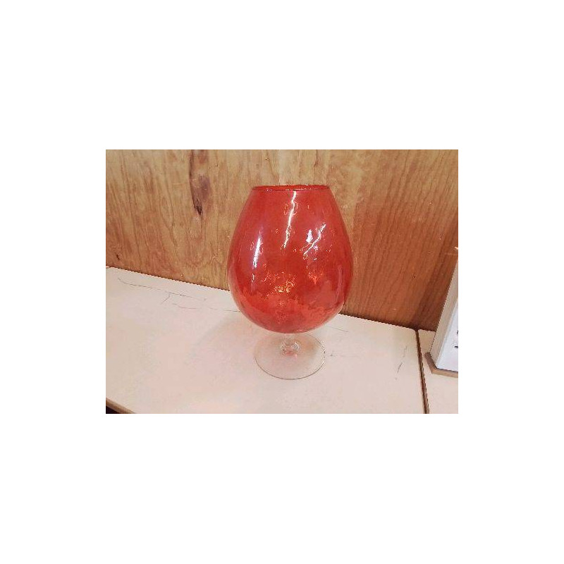 GRAND VASE EN VERRE ROUGE