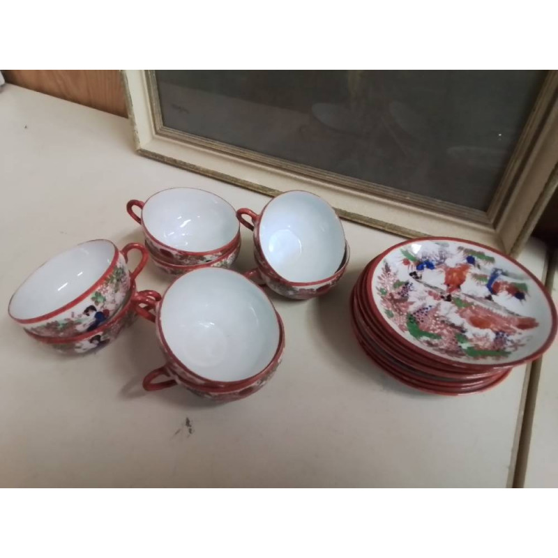 LOT DE TASSES JAPONNAISES 