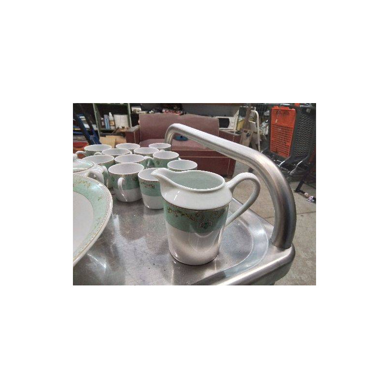 PICHET À LAIT EN PORCELAINE 