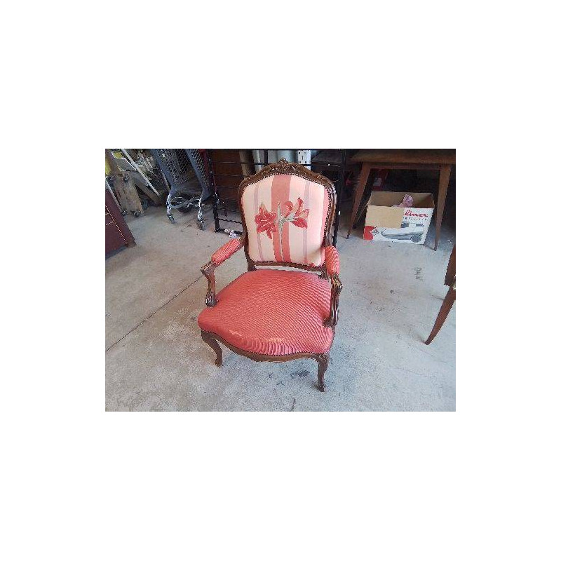 FAUTEUIL STYLE LOUIS XV