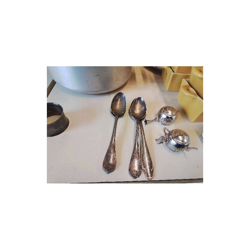 LOT DE 4 CUILLÈRE À CAFÉ METAL ARGENTÉ 