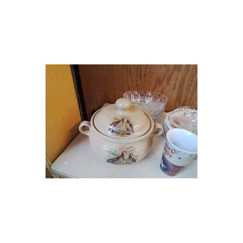 SOUPIÈRE MOTIF GIBIER 