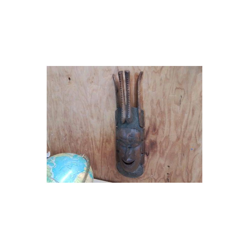 MASQUE AFRICAIN EN BOIS 