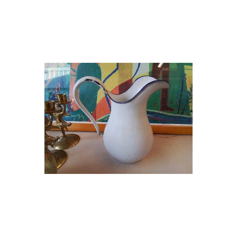 BROS EN TOLE ÉMAILLÉE 