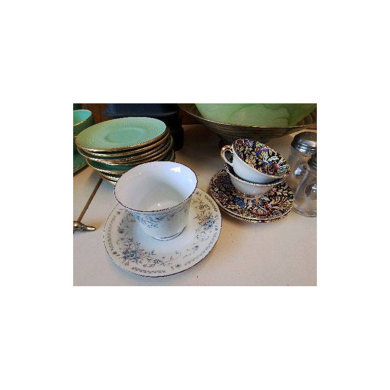 TASSE COLORÉ MOTIF FLORAL 