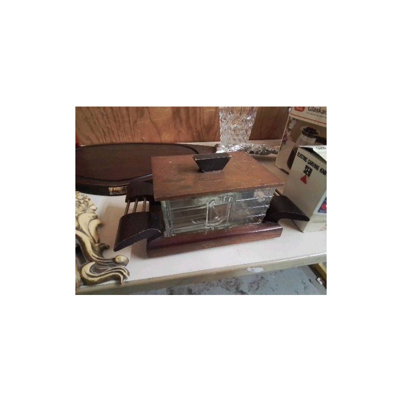 BOITE SUR PLATEAU ART DECO 