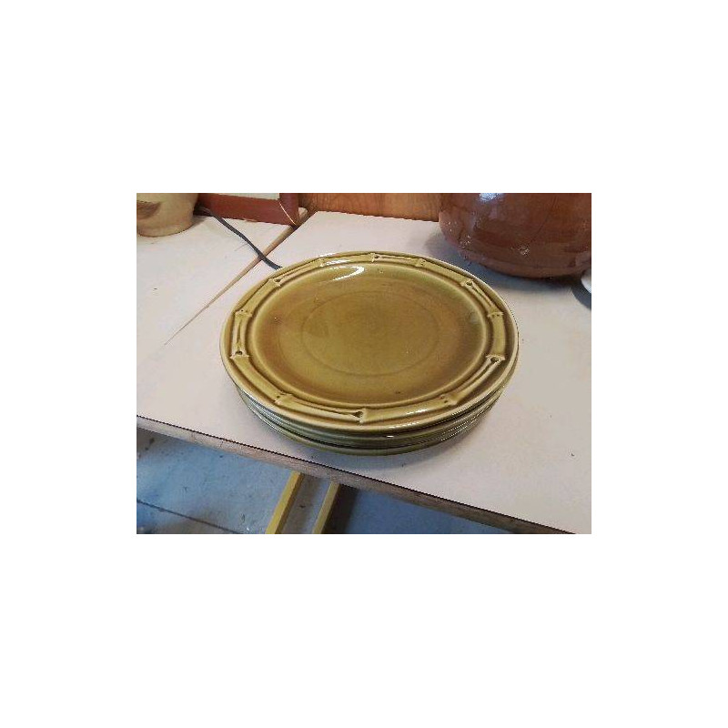 LOT 4 ASSIETTES DE GIENS