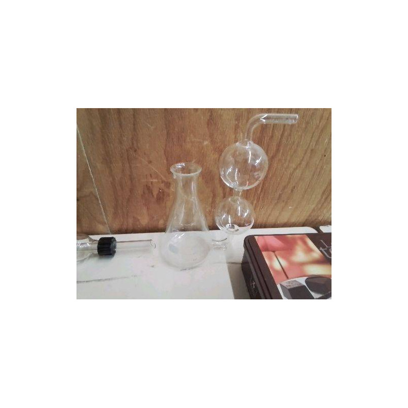 VERRERIE DE LABORATOIRE 