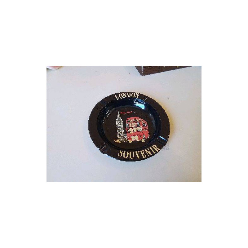 CENDRIER EN TÔLE SOUVENIR DE LONDRES