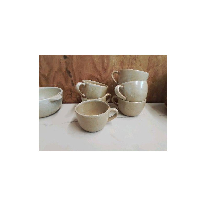 TASSES A CAFE EN GRES VILLAGE 