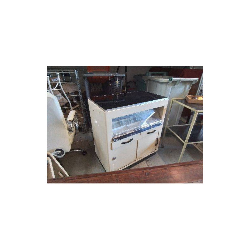 MEUBLE INDUSTRIEL DE DENTISTE