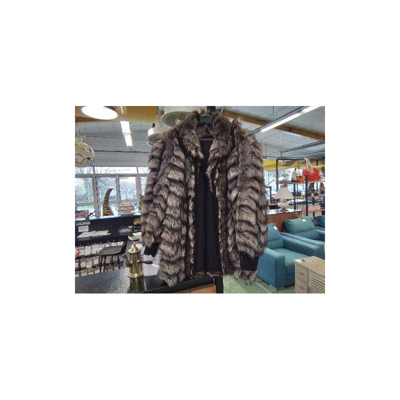 MANTEAU DE FOURRURE