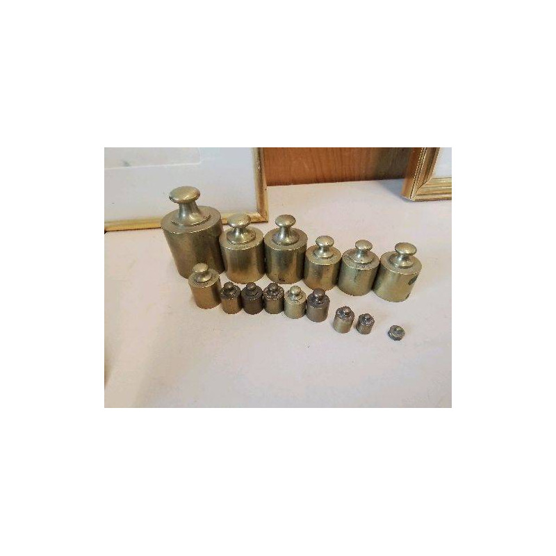 LOT DE 15 POIDS CYLINDRIQUES 