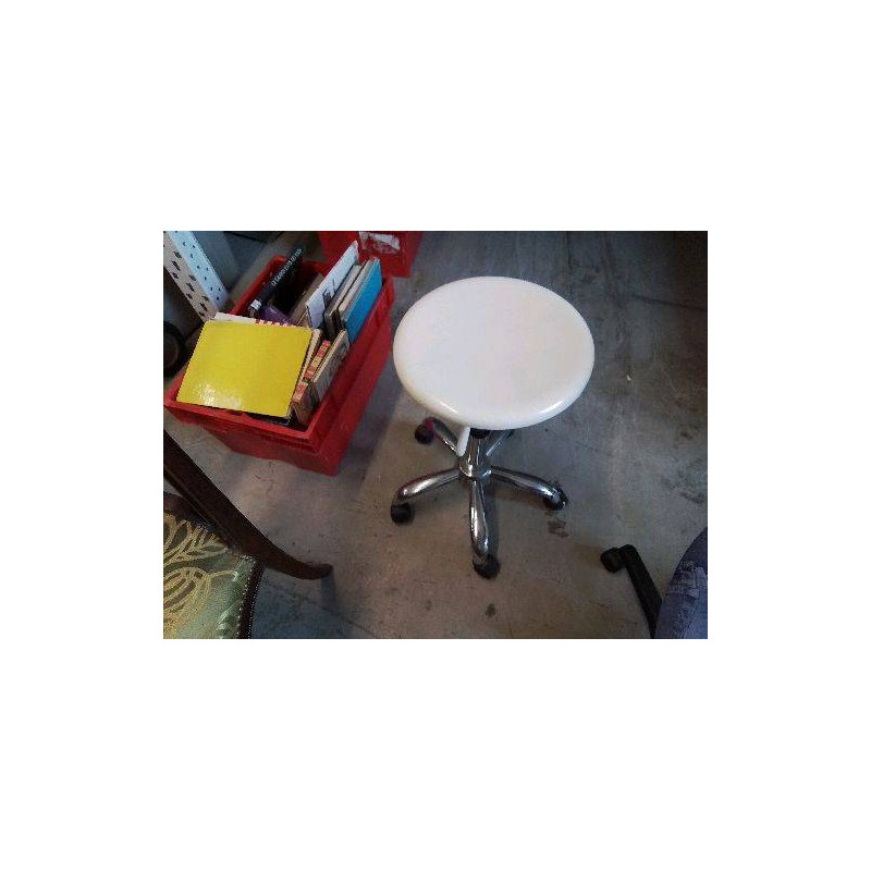 TABOURET REGLABLE