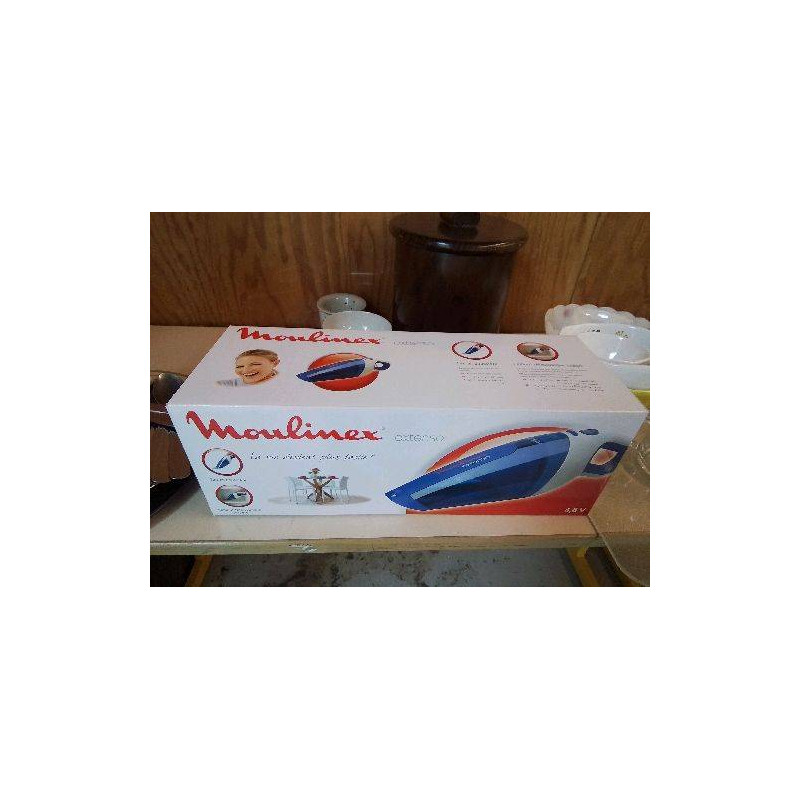 PETIT ASPIRATEUR À MAIN MOULINEX 