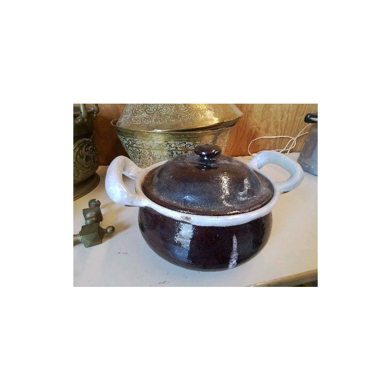 SOUPIERE EN GRÈS CUL NOIR