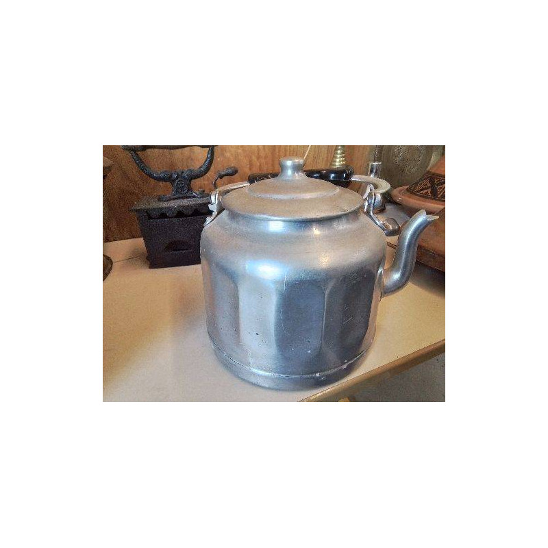 BOUILLOIRE EN ALUMINIUM 